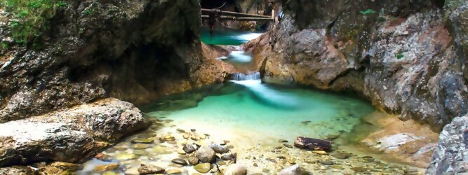 Trip Restplatzbörse - schönste Klammen, Grotten, Schluchten, Gumpen & Höhlen sind ideale Ziele für einen Tirol Tagesausflug im Wanderurlaub. Reisetipp zu den schönsten Plätzen